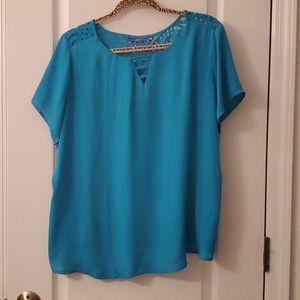Used condition Apt. 9 Top